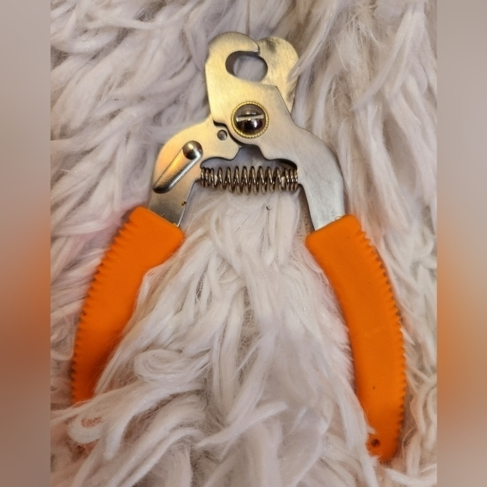 Small pet nail cutter‎